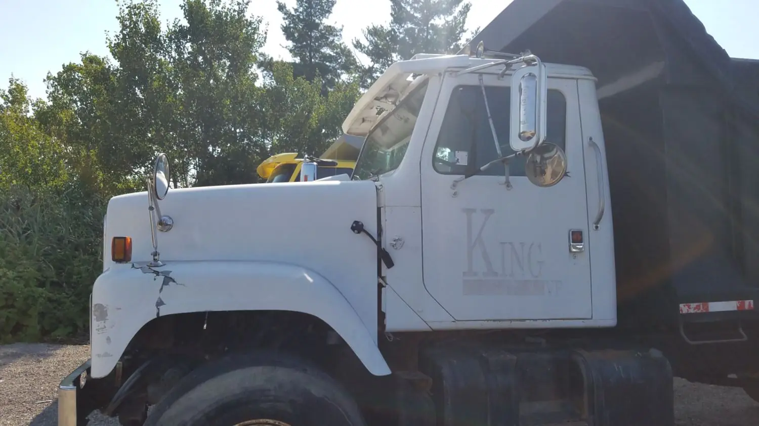 洋書 INTERNATIONAL TRUCKS 1926 International Pickup - CLASSIC.COM