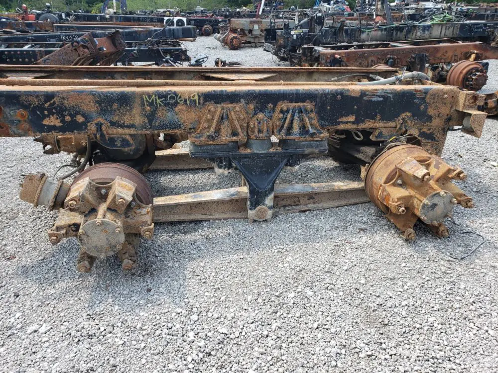 1998 Mack CRD93 Front Rear Differential Assembly For Sale - 4.17 Ratio ...