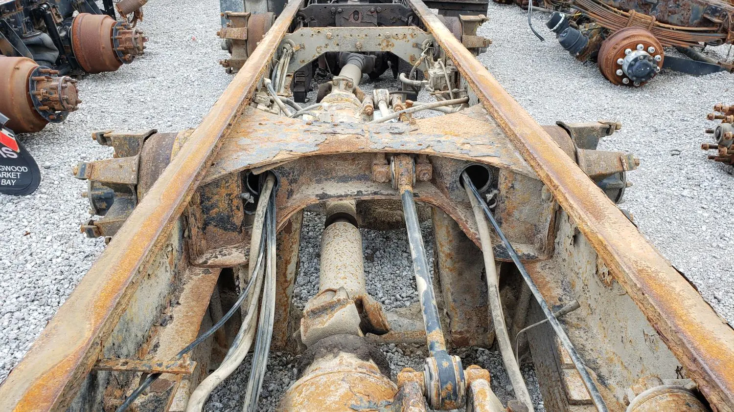 2001 Mack CL713 Frame & Crossmember - Lomoca Heavy Truck Parts