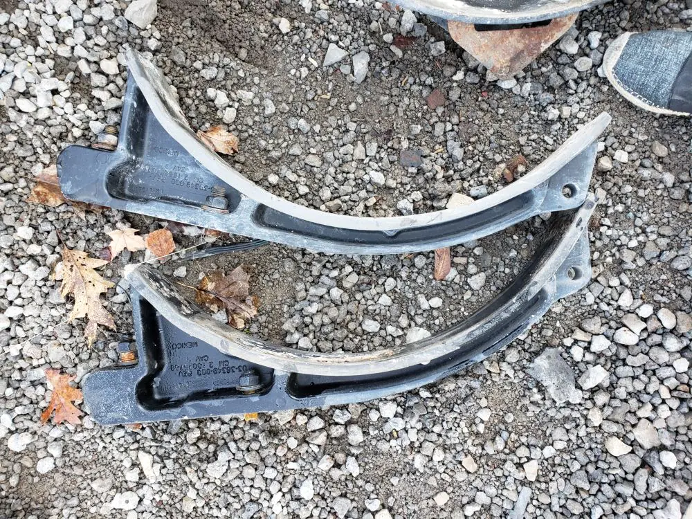 2017 Freightliner Cascadia 125 Fuel Tank Bracket Lomoca Heavy Truck Parts