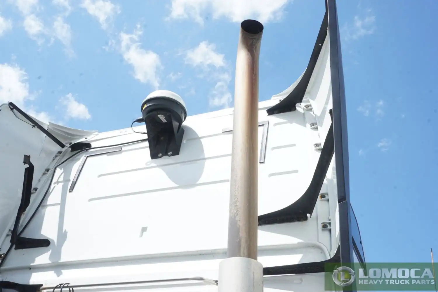 2017 Volvo VNL Exhaust Assembly - Lomoca Heavy Truck Parts