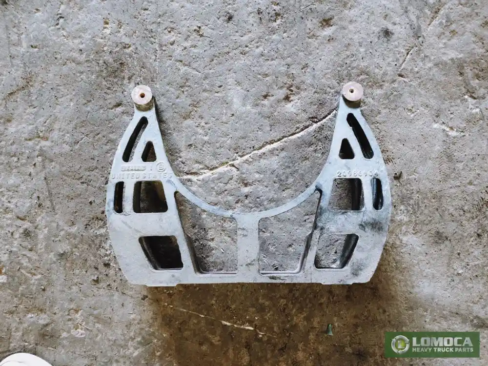 2014 Volvo VNL Bracket - Lomoca Heavy Truck Parts