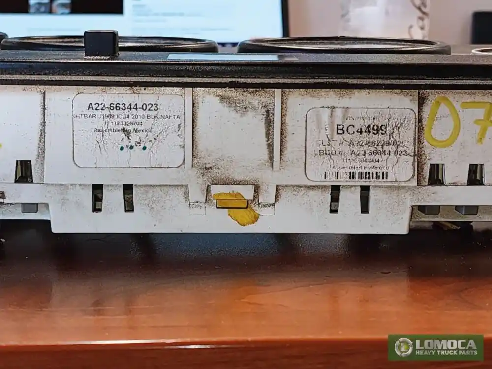 2012 Freightliner Cascadia 125 Instrument Cluster - Lomoca Heavy