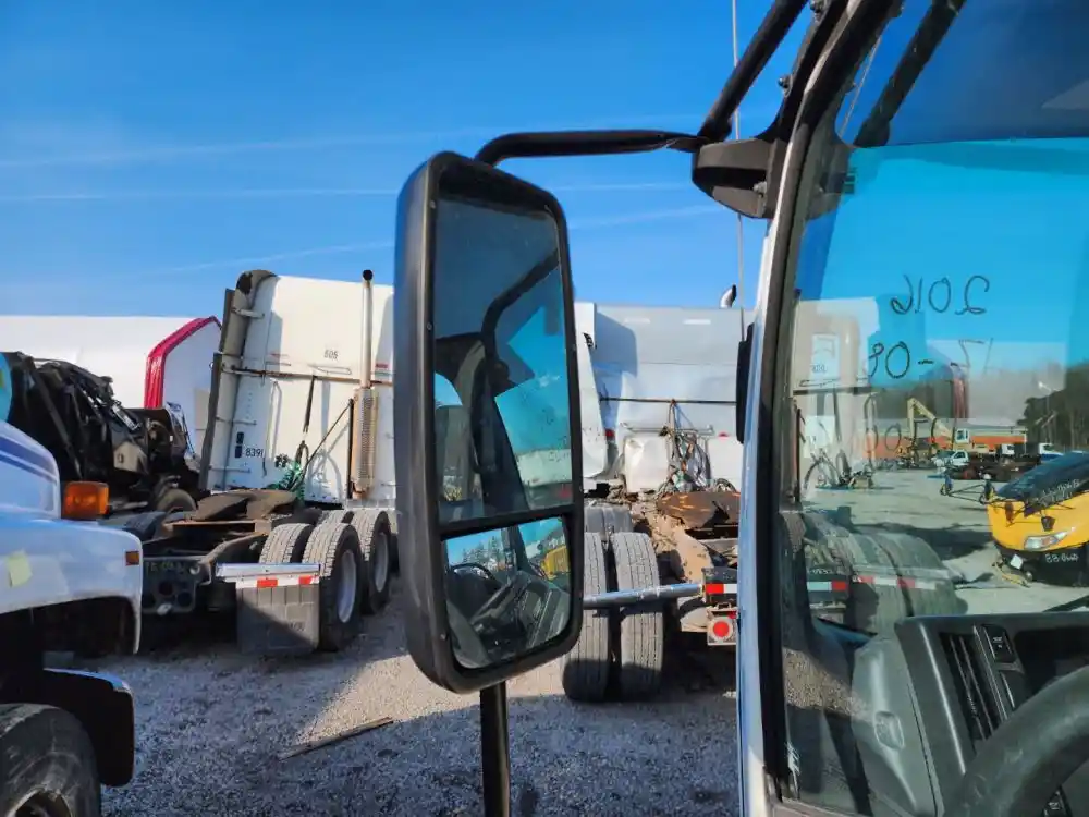 2016-isuzu-nrr-side-view-mirror-lomoca-heavy-truck-parts