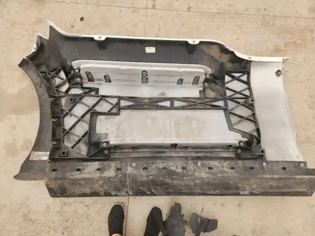 2023 Peterbilt 579 Cab Fairing - Lomoca Heavy Truck Parts