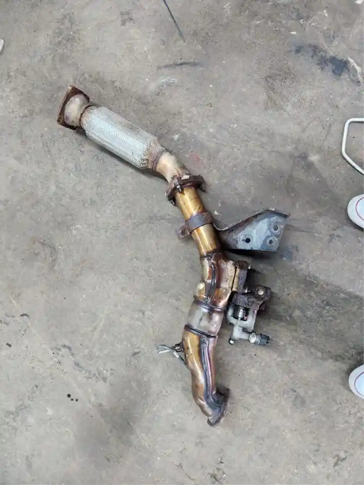 パーツ HINO 6 PIPE EXH PR LH S1740-24911 パーツ HINO 6 PIPE EXH PR